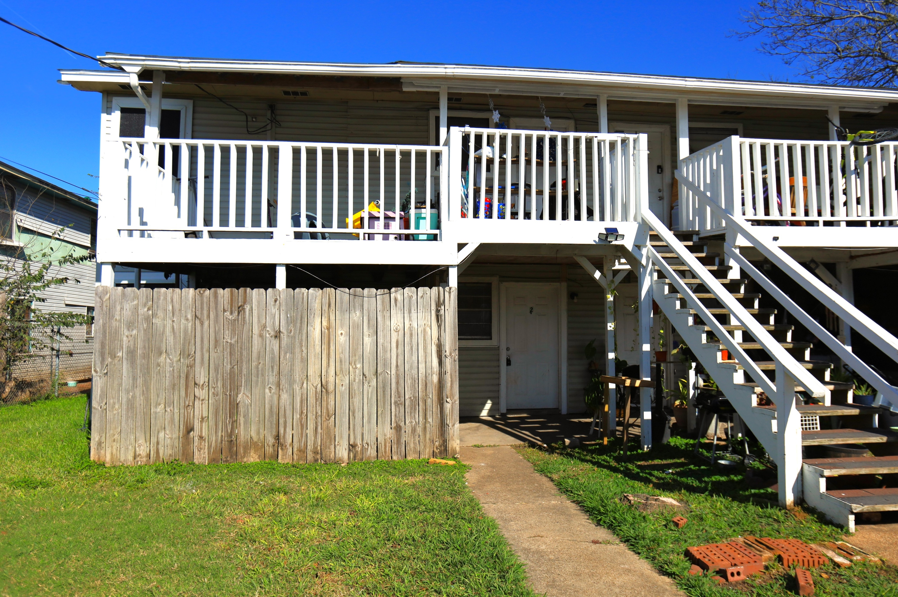 123 W 6th  Unit 1