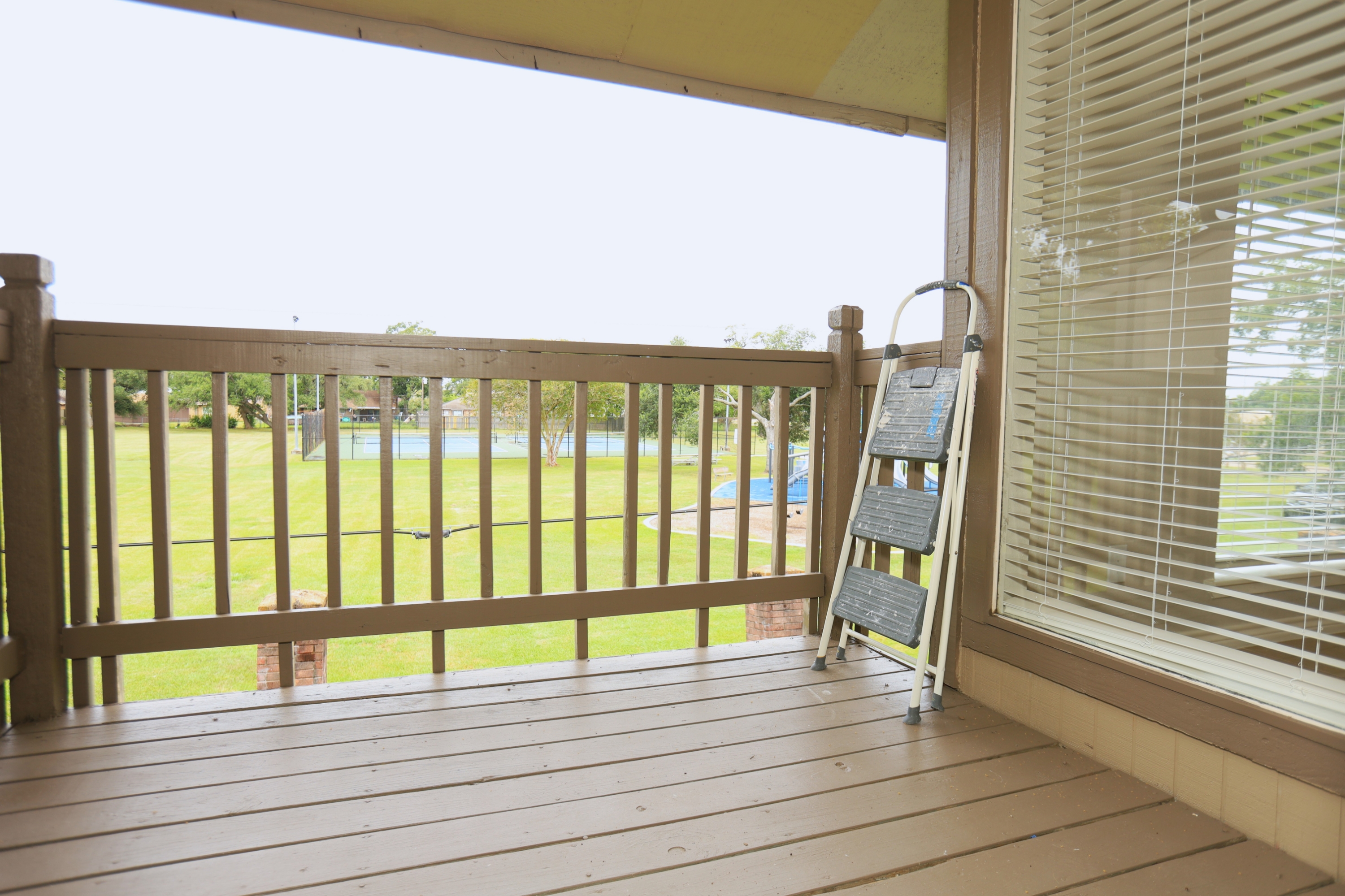 418 Garland #208 - 1